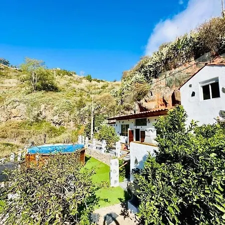 Casa Cueva Las Rosadas & Piscina * Teror